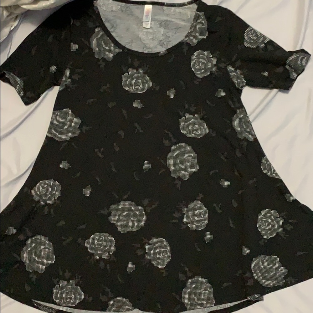 Lularoe perfect T